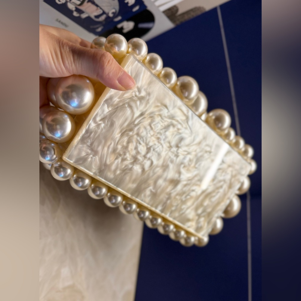Cult Gaia Eos Pearl Box Clutch - Picture 7 of 16